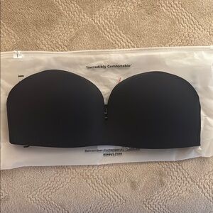 Black Strapless Bra- underoutfit strapless plunge bra large
